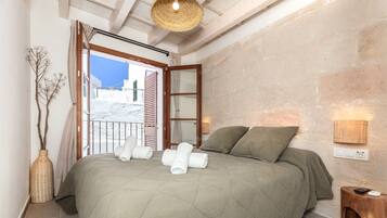 Standard Double Room | Free WiFi