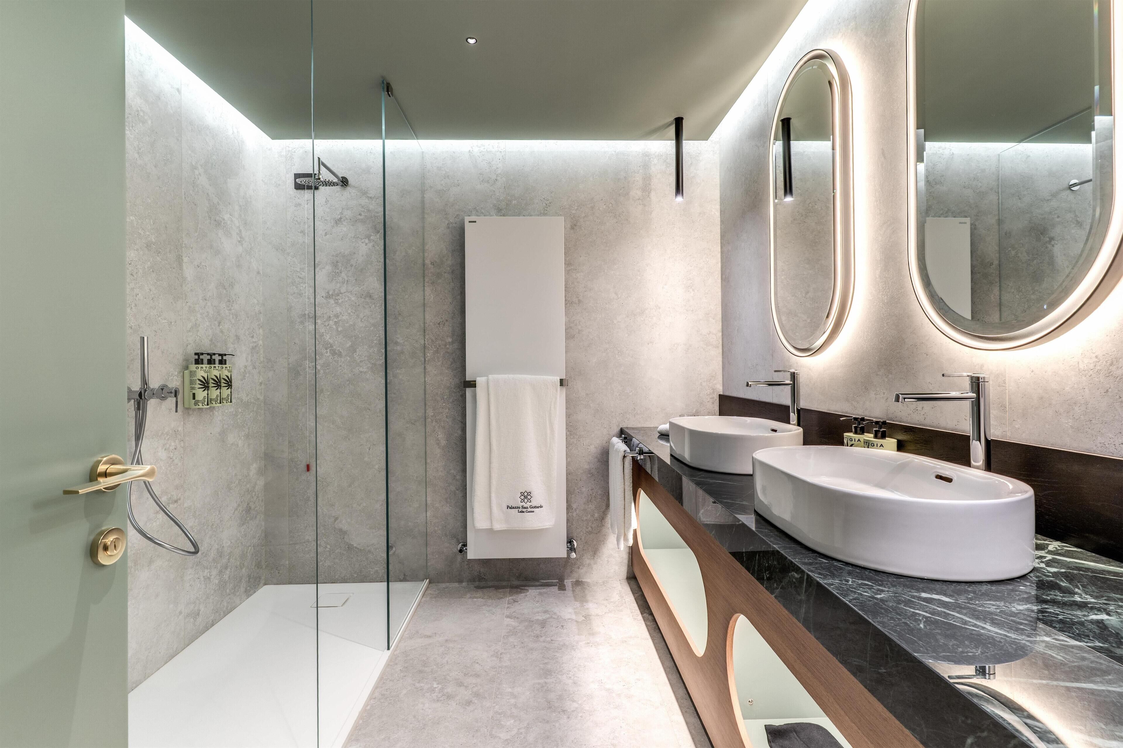 Junior Suite | Bathroom