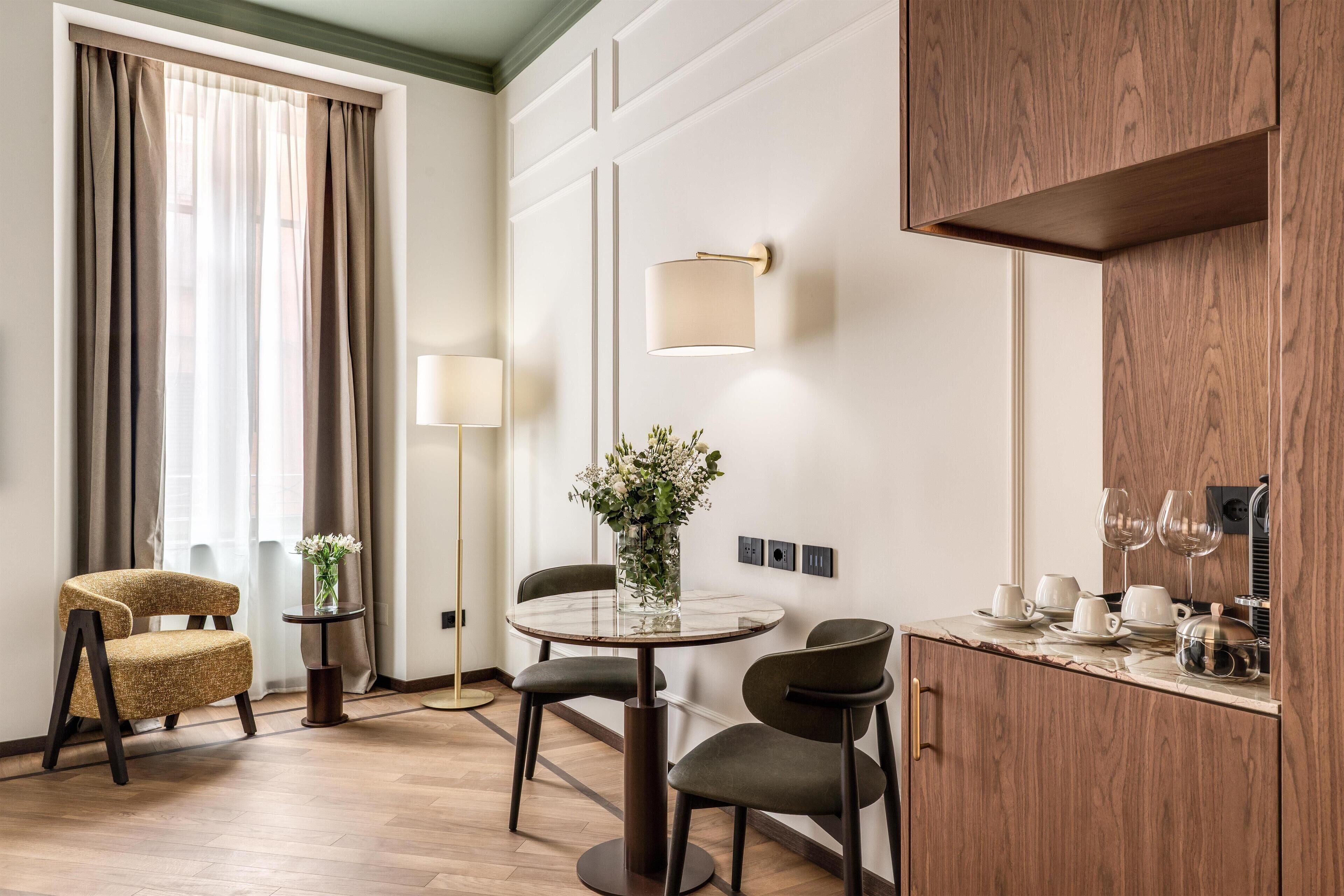 Superior Room (Collection)