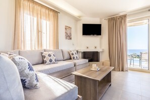 Villa, 3 Bedrooms, Smoking, Private Pool | Living room - Blue Horizon Thea (Agios Vasileios)