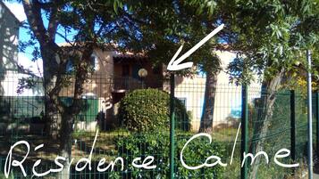 Enceinte de lâhĂ©bergement