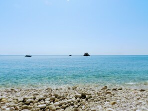 Beach nearby - Seaside Getaway on the Côte Bleue (Carro)