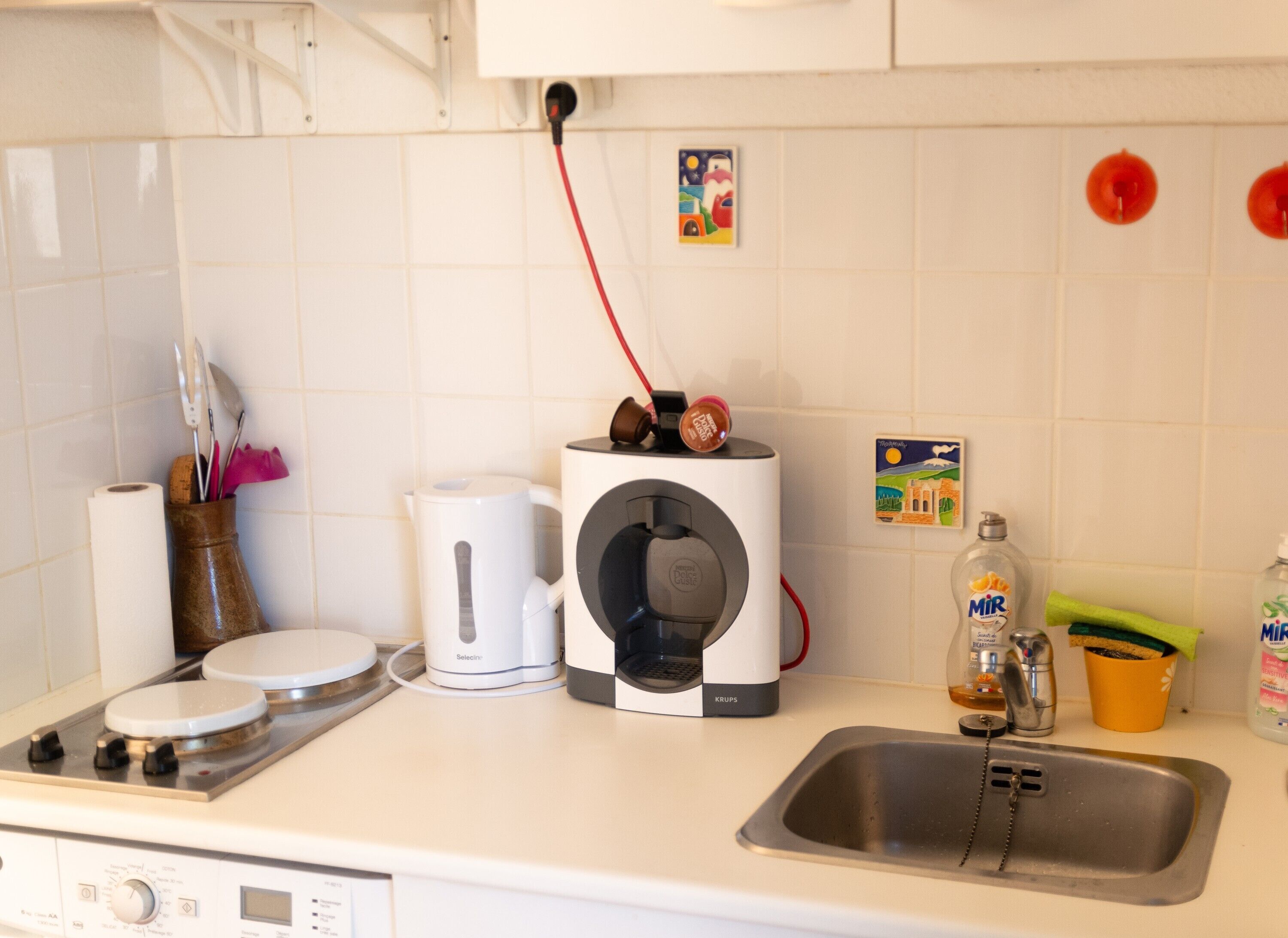 冰箱、微波炉、烤箱、炉灶