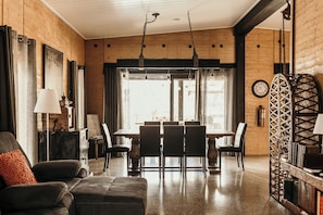 House, Private Pool, Valley View | In-room dining - Mayan Farm Villas (Kin Kin)