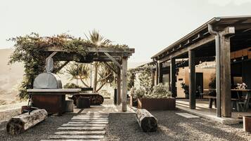 Casa exclusiva, 3 habitaciones, alberca privada, vista a la colina | Exterior