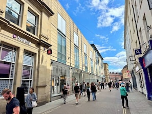 Point of interest - York City centre 2-Bed Apartment - Best Location near Shops and Museums (York)