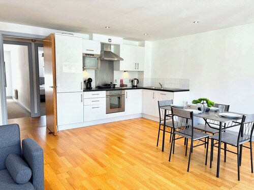 York City Centre 2-Bed Flat near Christmas Market