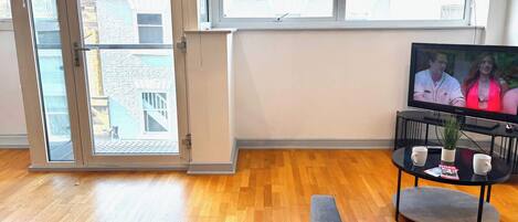 Fernseher, Arbeitsbereiche