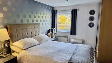 Bügeleisen/Bügelbrett, WLAN, Bettwäsche