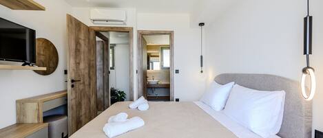 2 chambres, lit de bébé (gratuit), literie fournie