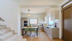 Ảnh chưa phân loại, 5 trong số 36 ảnh, nút