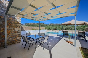 Balcony view - Melidoni Villas (Mylopotamos)