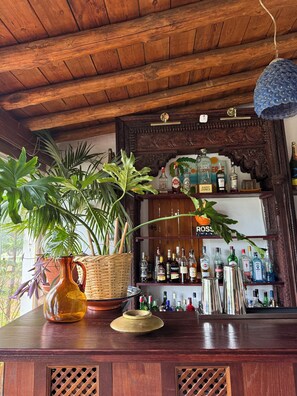 Poolside bar - La Guzmana de Ronda (Ronda)
