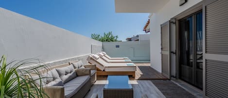 House, 2 Bedrooms, Private Pool, Sea View | Balcony