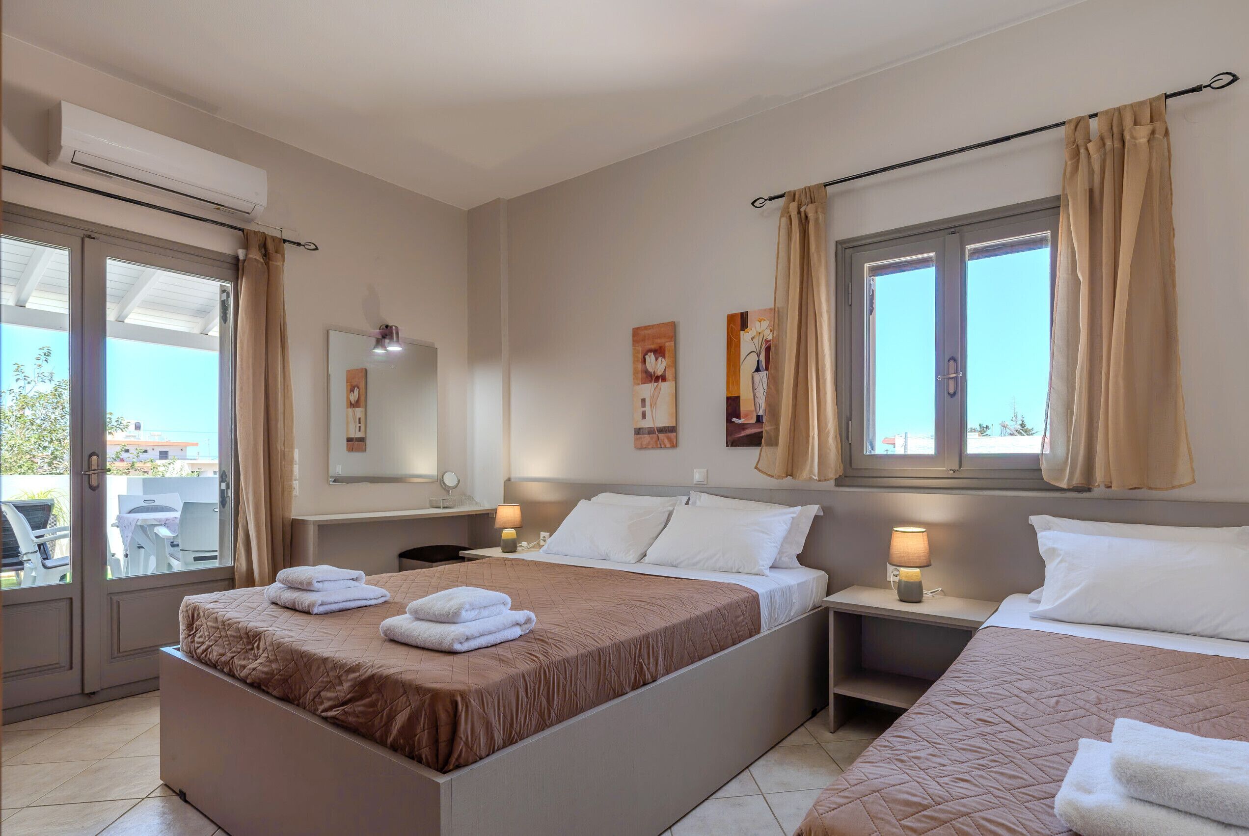 2 bedrooms, free cots/infant beds, bed sheets