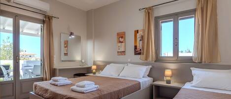 2 bedrooms, free cribs/infant beds, bed sheets