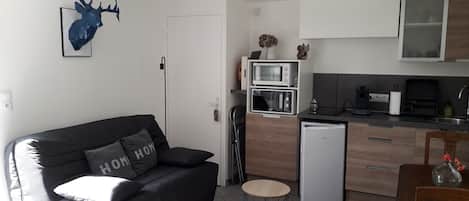 TV, books