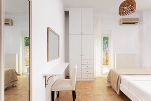 Villa, 3 Bedrooms, Private Pool, Pool View | 3 bedrooms, free cots/infant beds, bed sheets - Excesio Villa (Rethymno)