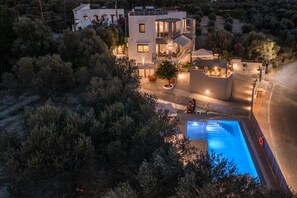Outdoor pool - 3a's 3 Bedroom Villa (Rethymno)