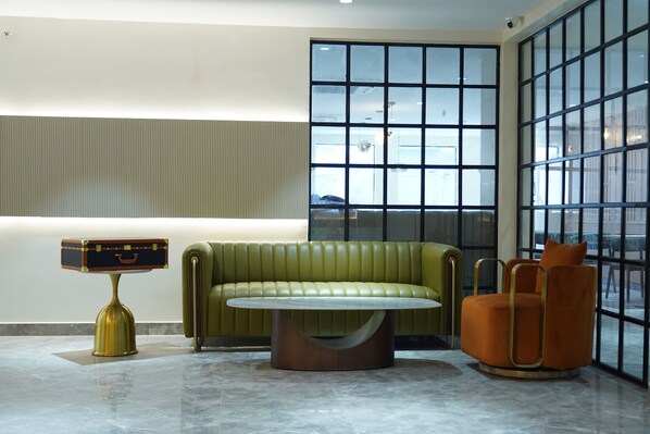 واجهة المنشأة