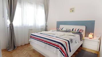 Apartment, 3 Bedrooms, Patio, Garden View | 4 bedrooms