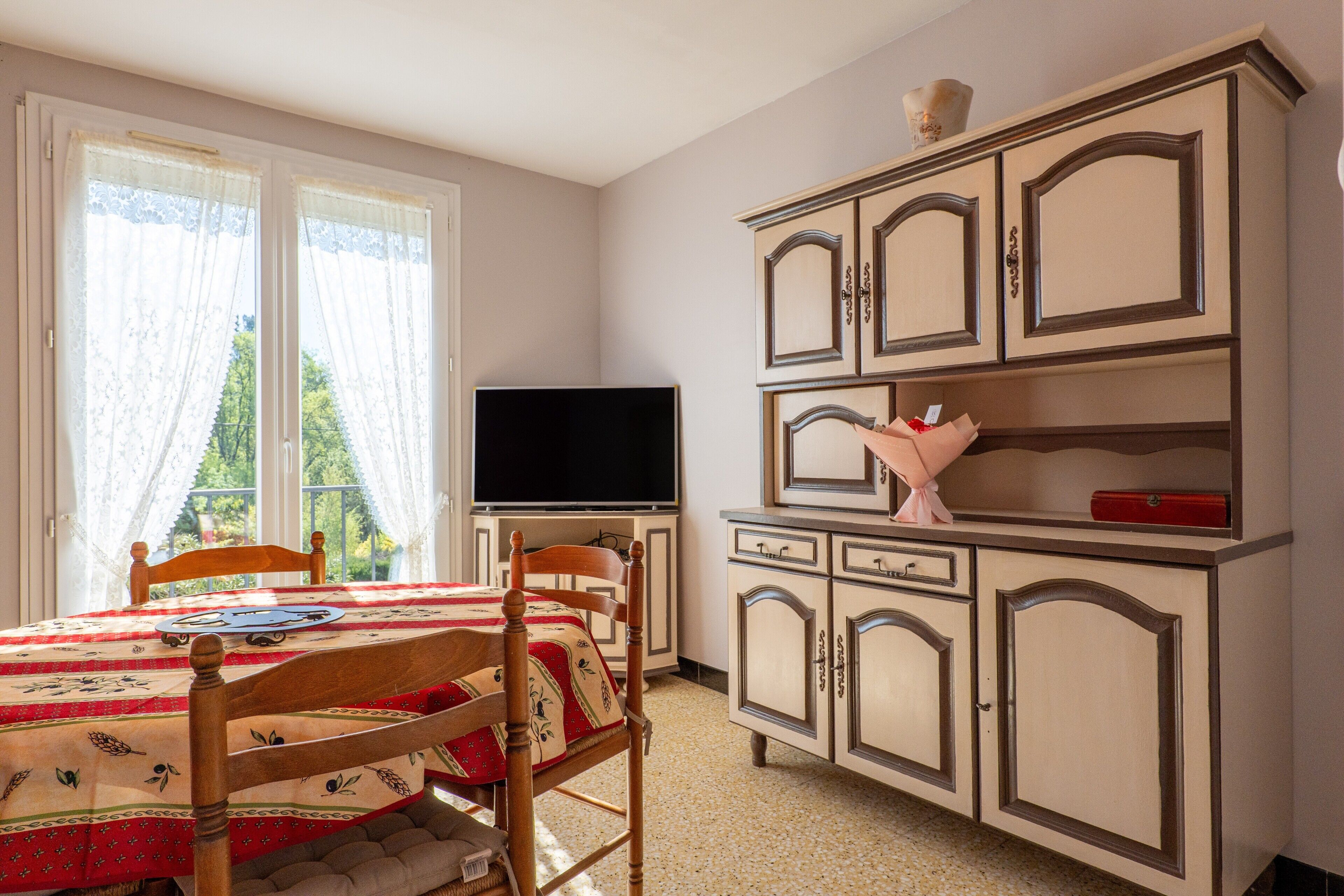 Strygejern/strygebræt, Wi-Fi, sengetøj