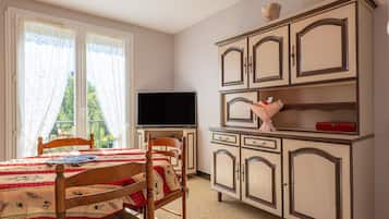 Strygejern/strygebræt, Wi-Fi, sengetøj