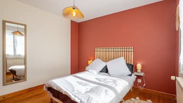 Bügeleisen/Bügelbrett, WLAN, Bettwäsche