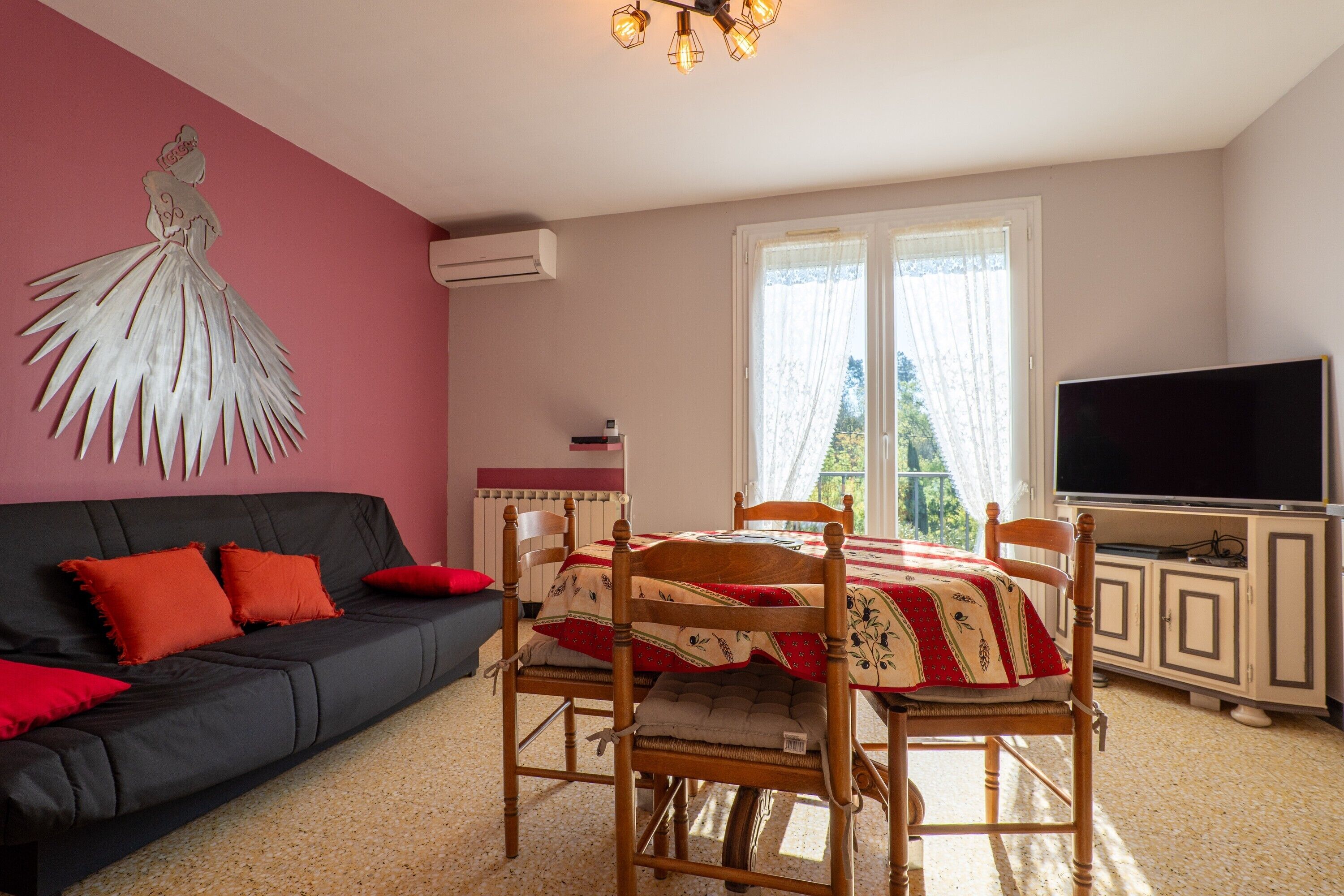 Televisión, consola de videojuegos