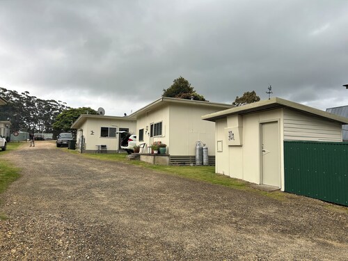 Bemm River Bungalows #5 “Deckhands Den” is a no frills budget friendly option