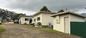 Bemm River Bungalows #5 “Deckhands Den” is a no frills budget friendly option