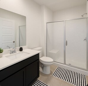 Shower, towels, toilet paper - BRAND NEW Comfy Guest House in a Great Location (Henderson)
