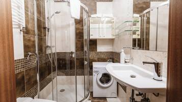 Apartment (16) | Bathroom