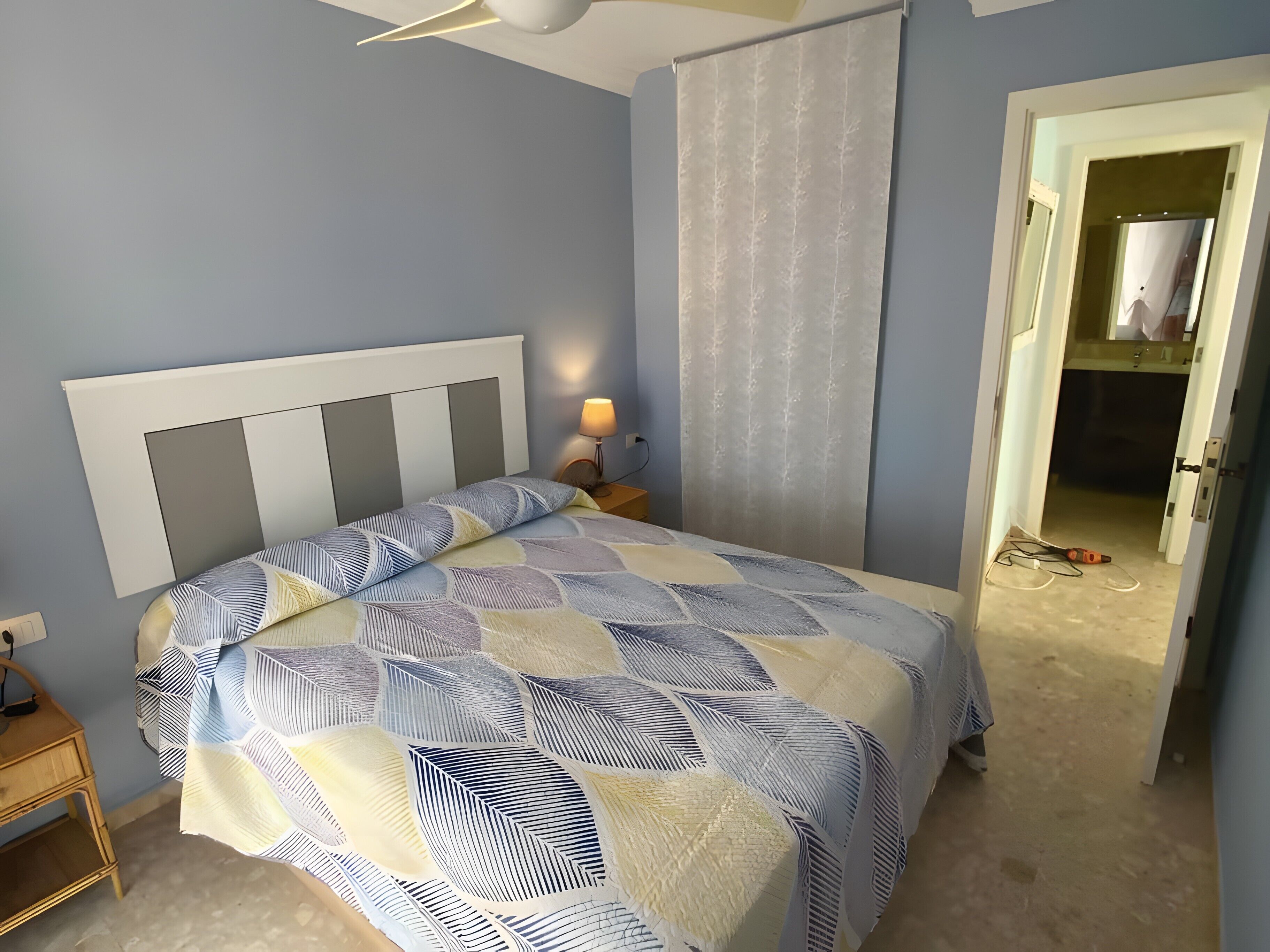 Strygejern/strygebræt, Wi-Fi, sengetøj