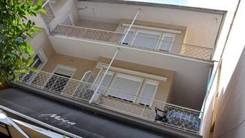 Classic-Apartment | Zimmersafe, laptopgeeigneter Arbeitsplatz, kostenloses WLAN