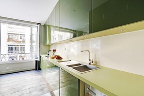 Private kitchen - Appartement Deluxe - Marais (Paris)