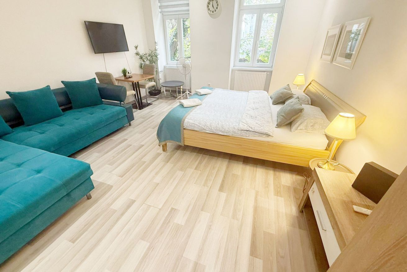 1 chambre, fer et planche à repasser, Wi-Fi, draps fournis