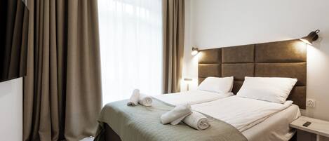 Apartament (7) | Decoració individual, mobiliari individual i planxa i posts de planxar