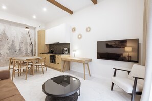 Lejlighed (7) | Privat køkken | Køleskab, kogeplade, elkedel, køkkentøj/tallerkener/redskaber