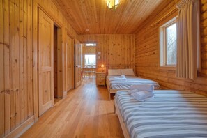 WiFi, bed sheets