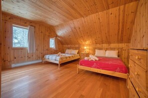 4 bedrooms, WiFi, bed sheets