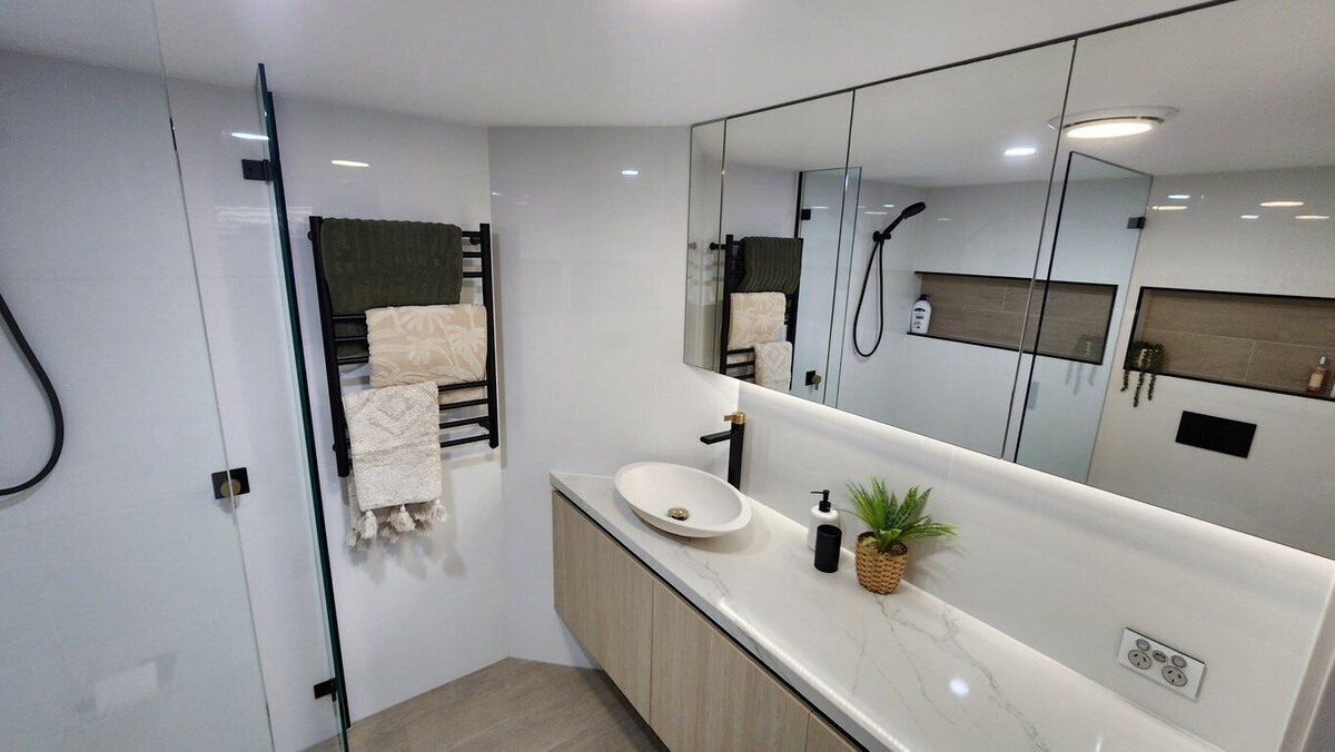 Cerulean Beachfront - Unit 1