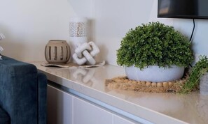 Interior - Cerulean Beachfront - Unit 1 (Sunshine Coast)
