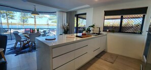 Private kitchen - Cerulean Beachfront - Unit 1 (Sunshine Coast)