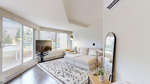 TV - Unit 6418 - 1 room - 2 people (Beaupré)