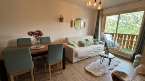 Living area - Spectacular 6-person apartment right in the center, at the foot of the slopes and shops (Isola)