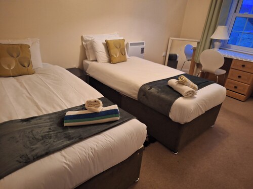 The Longchamp Retreat of Ely