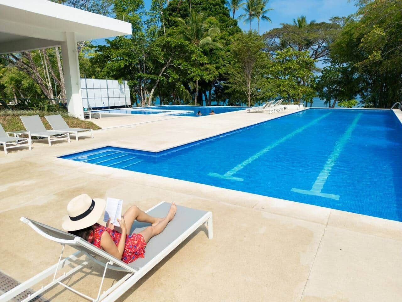 Piscine extérieure