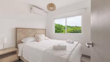 Iron/ironing board, free WiFi, bed sheets, wheelchair access