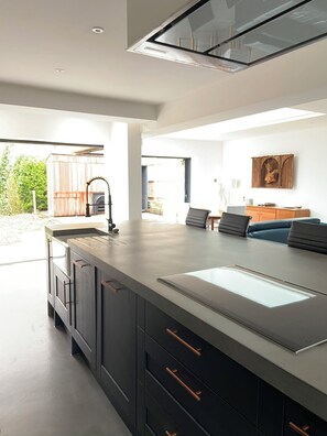 Interior - COWES Detached House 3 mins walk from town (Cowes)